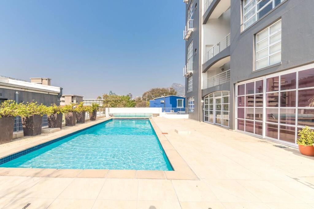 2-bedroom Loft * Cape Town